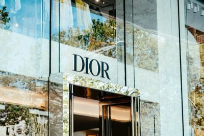 Luxo: Como marcas mantêm o legado e a identidade de design guide