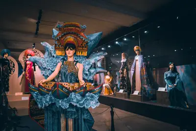 Viktor & Rolf museum exhibit: Why couture transcends apparel