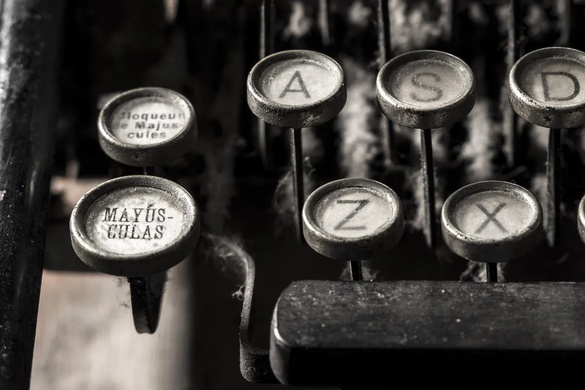 typewriter, alphabet, letter, writer, writing, author, paper, old, letters, retro, vintage, antique, machine, journalist, text, type, diary, message, keyboard,